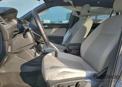 2021 Volkswagen Tiguan Se z USA, uszkodzony, nr VIN 3VV3B7AX7MM114495